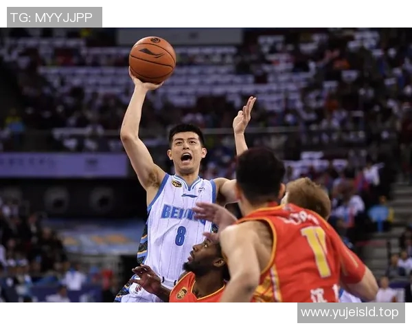 方硕的篮球之路：从青涩新秀到赛场明星的成长历程与心路历程