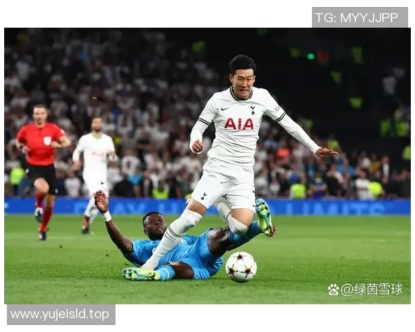 英超球队热刺完成引援俱乐部再次投入巨资以迎接新赛季挑战