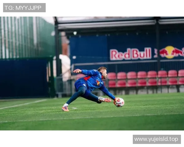 莱比锡红牛迎战伊斯坦布力争欧战小组赛首胜之战